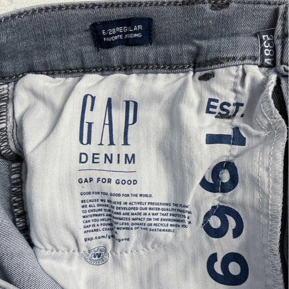 GAP 1969 Mid Rise Distressed Favorite Jeggings Women’s 6/28 Regular Gray Destroy - Picture 8 of 8